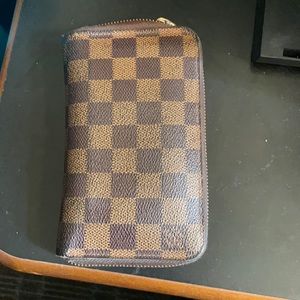 Zippy Compact Wallet